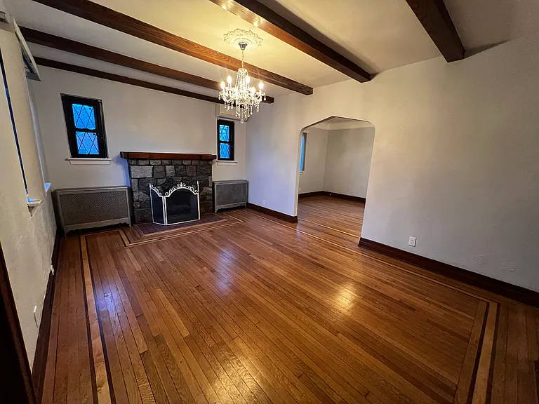 18 Fir St #1 — Photo 4