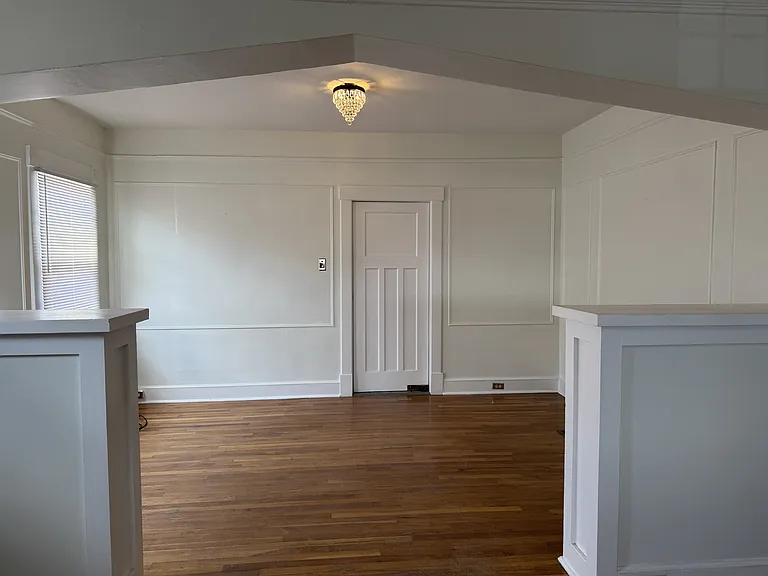 1606 Hawthorne St — Photo 9