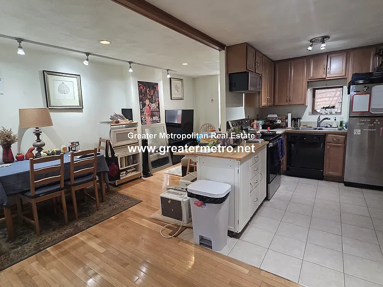 181 Endicott St #1 — Photo 1