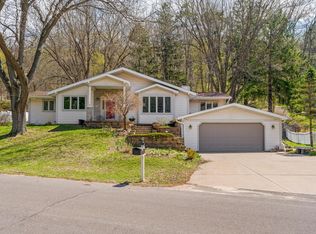 N2014 Valley Rd, La Crosse, WI 54601