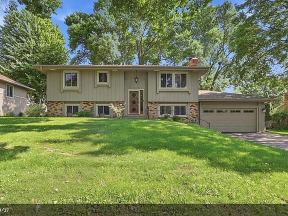 2nd image of 8548 Irwin Rd