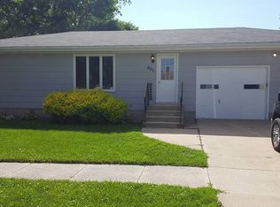 601 C St, Sergeant Bluff, IA 51054
