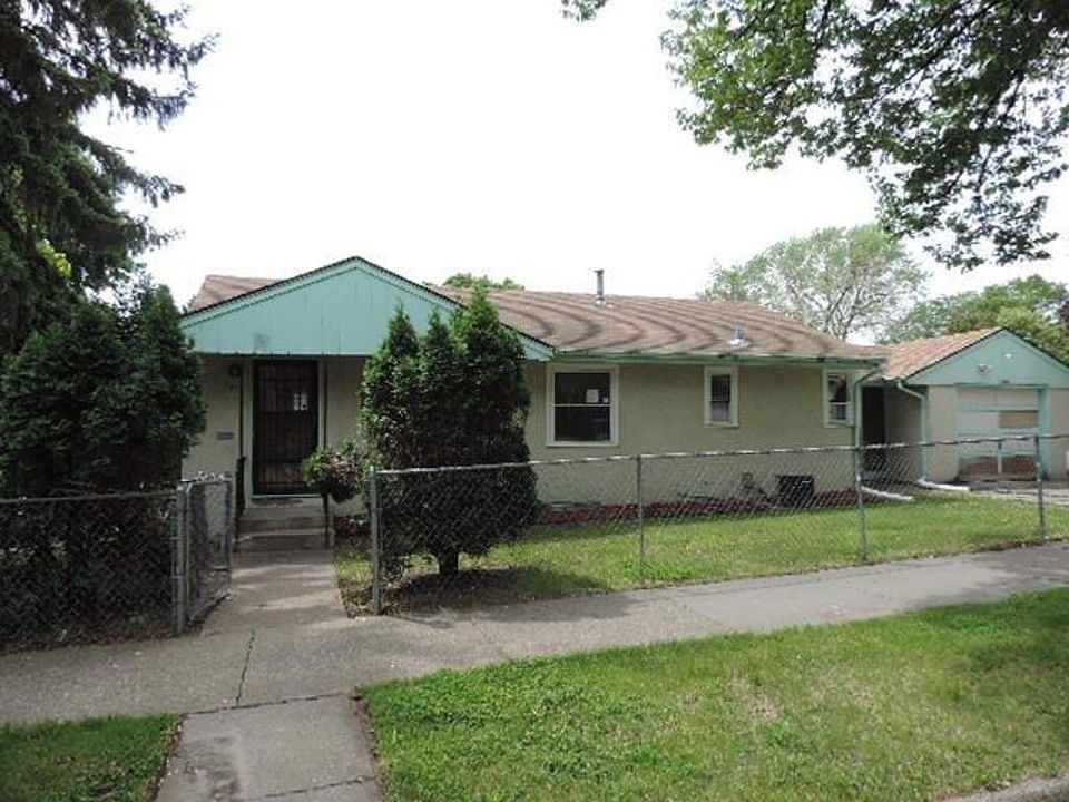 1st image of 1001 34th Ave N