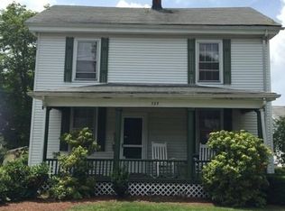 325 Hunnewell St, Needham, MA 02494