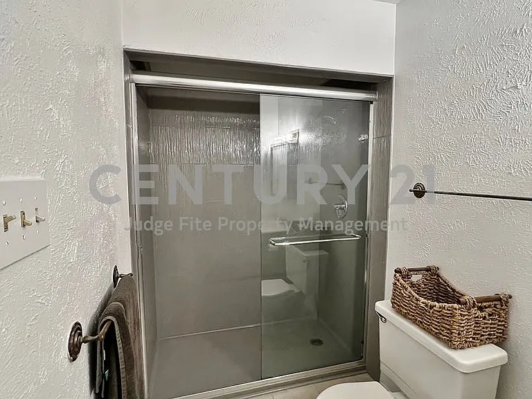 7127 Winterberry Dr — Photo 10