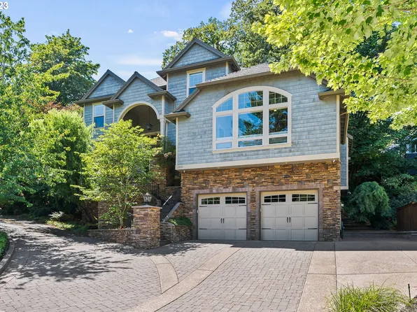 13531 Fielding Rd, Lake Oswego, OR 97034