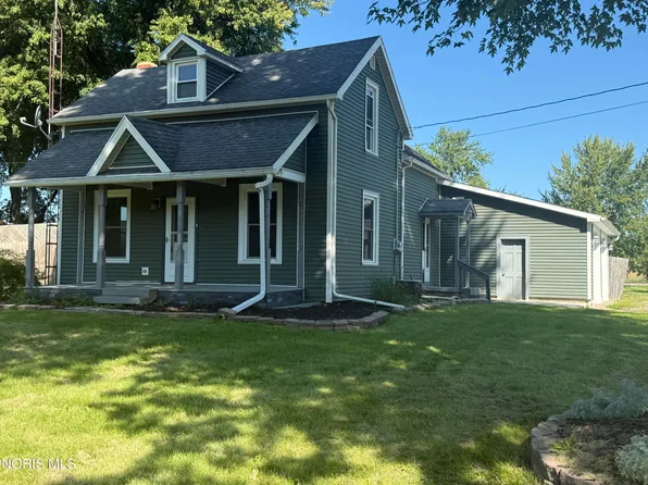 1048 E Riverview Ave, Napoleon, OH 43545
