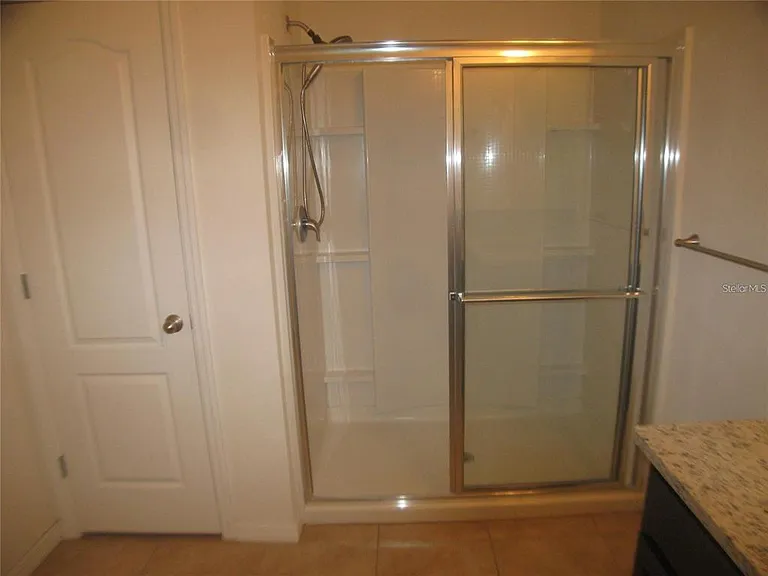 599 Autumn Stream Dr — Photo 11