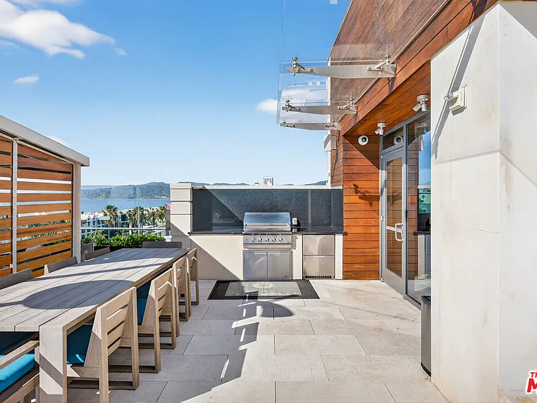 1755 Ocean Ave #702 — Photo 44