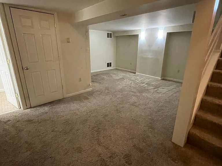 910 Shreiner Ave — Photo 10