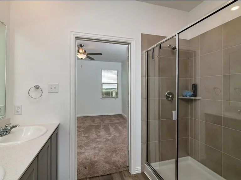 4909 Woodloch Dr — Photo 19