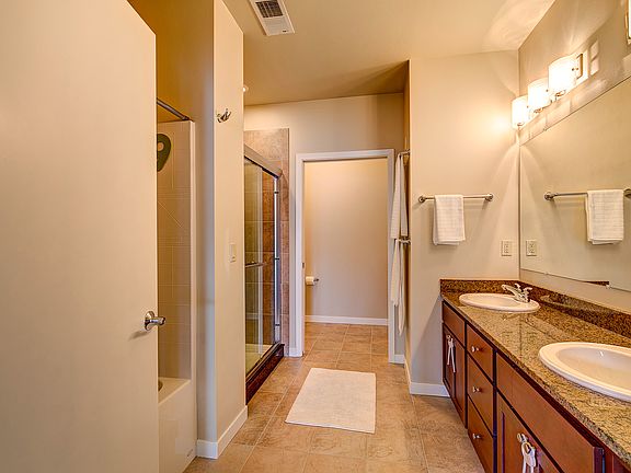 5th image of 2222 152nd Ave NE #Penthouse 9