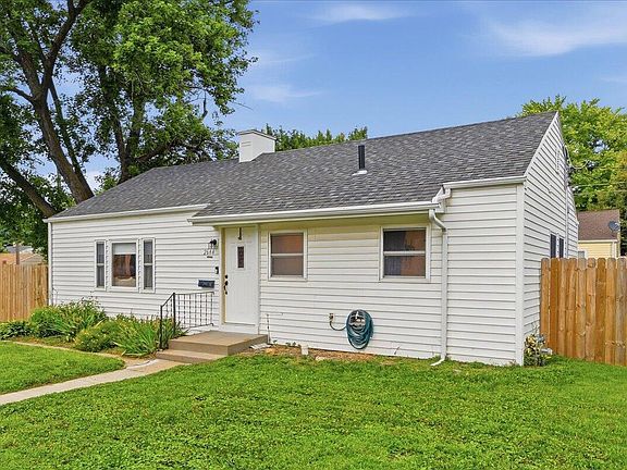 2nd image of 2644 Avenue G