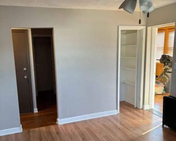 4444 Lawndale Ave — Photo 2