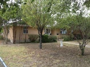 2814 S Highway 77, Waxahachie, TX 75165