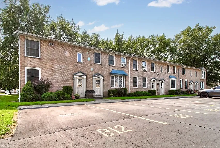 Beechwood Manor Apartments