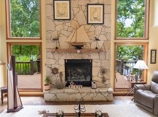 107 Cascade Ct, Lake Ozark, MO 65049