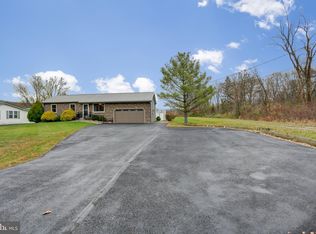 136 Mount Pleasant Rd, Fayetteville, PA 17222