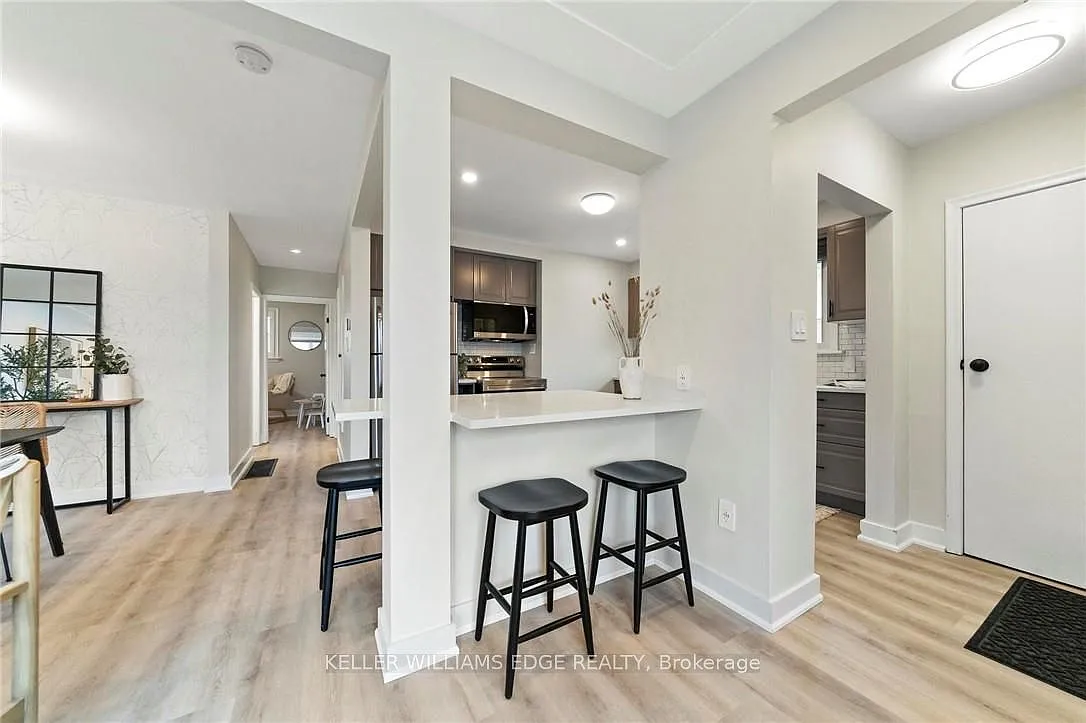 2 bed, $2,350 — Photo 4