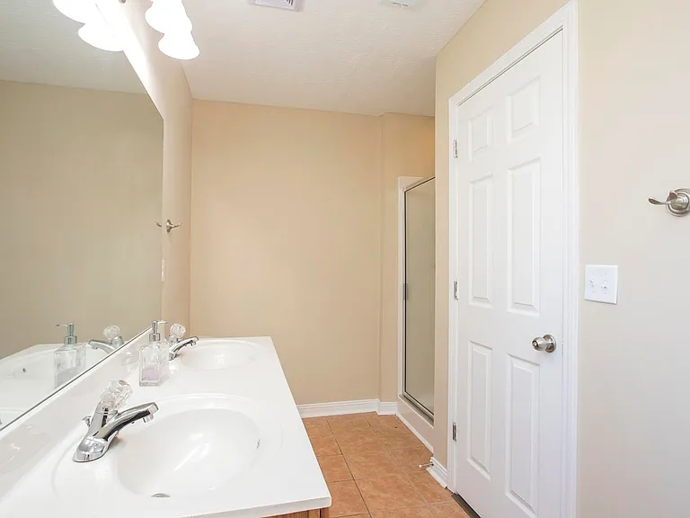 405 Knob Ct — Photo 12