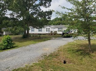 122 Purple Iris Dr, Pikeville, NC 27863