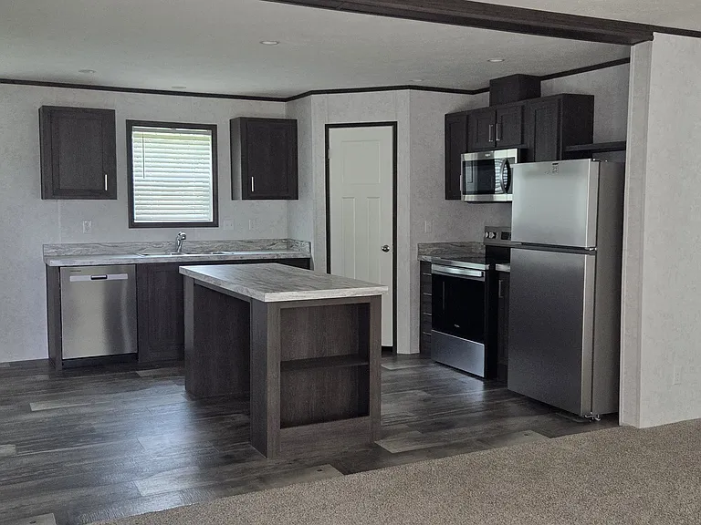 Oak Meadow Dr — Photo 12