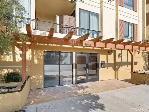 6938 Laurel Canyon Blvd, North Hollywood, CA 91605