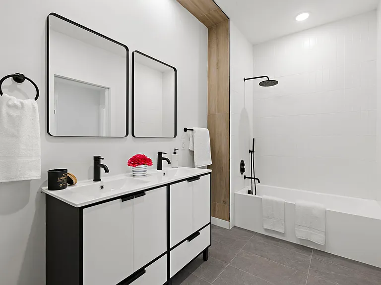 35 Orchard St #402 — Photo 7