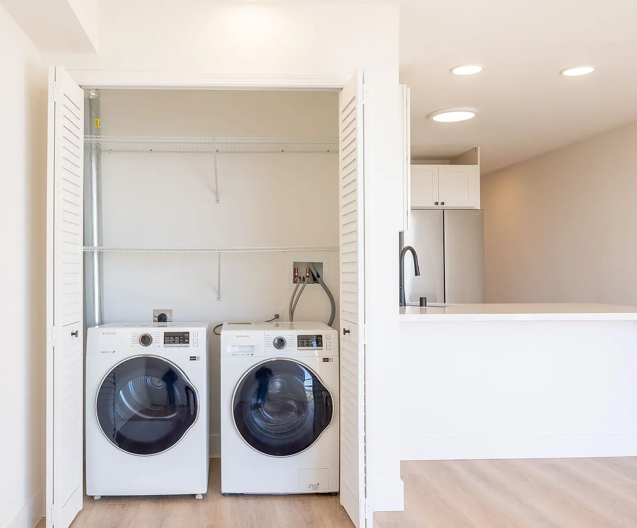940 Guerrero St Unit 16 - Main Image