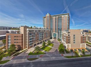 Brady, Dallas, TX 75201