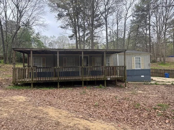 176 Dolphin Dr SE, Cartersville, GA 30121