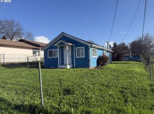 110 SE Darrell Ave, Winston, OR 97496