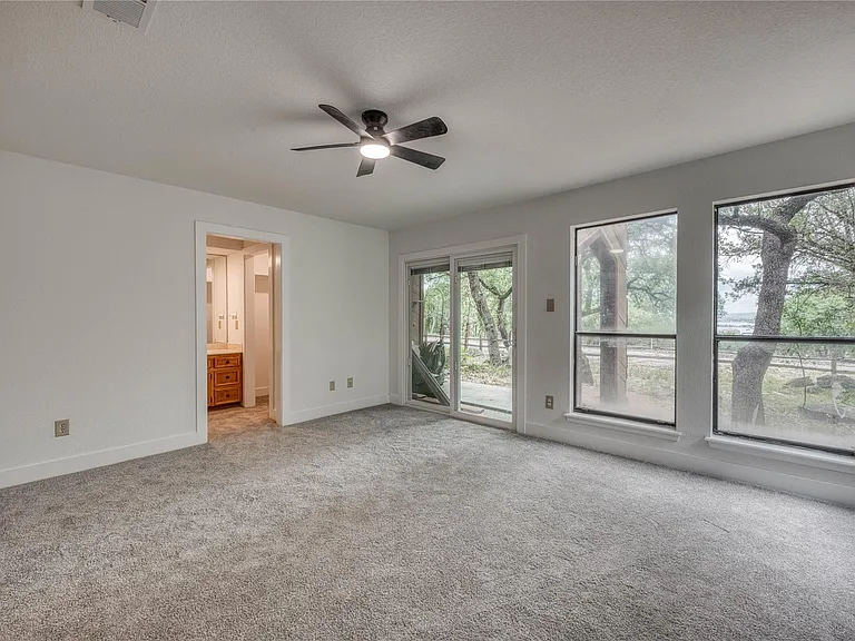 901 Cheyenne #C — Photo 13