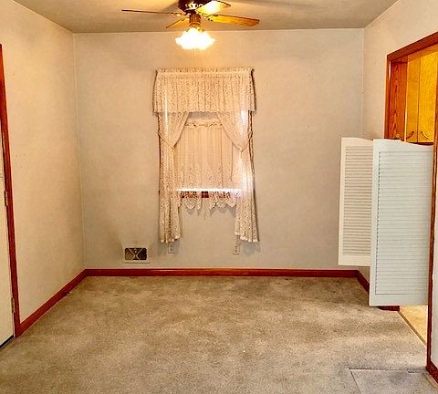 2nd image of 2702 Daviess St
