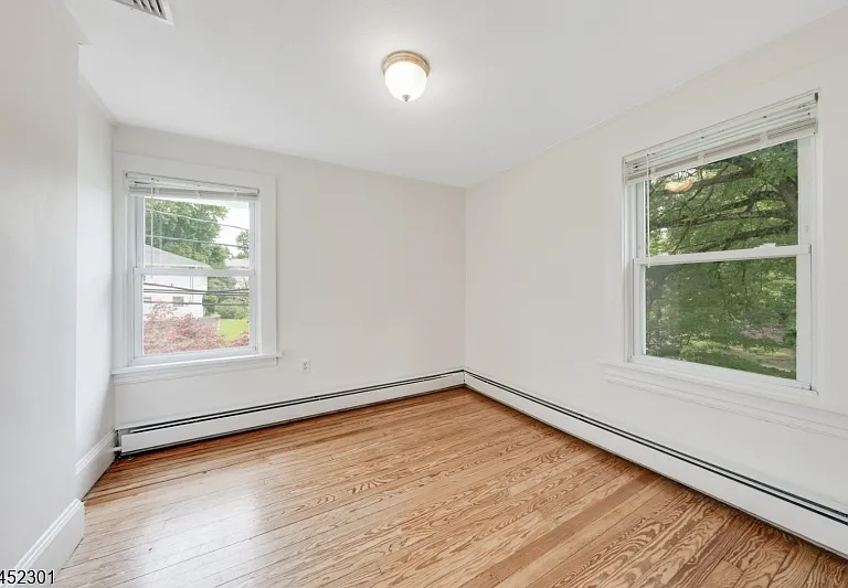 275 E Mount Pleasant Ave — Photo 26