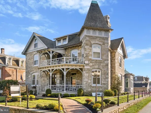 201 E 5th Ave, Conshohocken, PA 19428