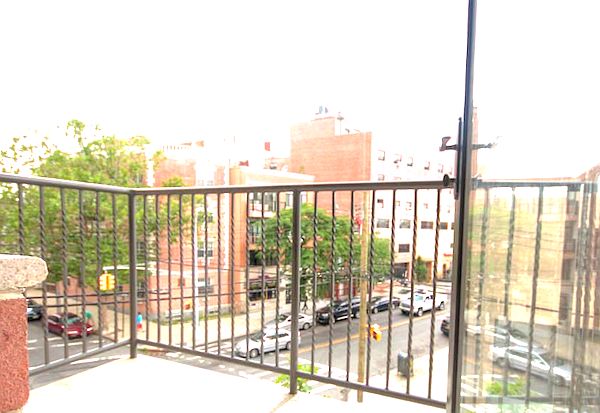 1st image of 2934 Newtown Ave APT 3C