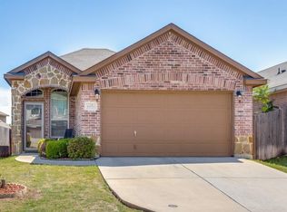 5717 Parkview Hills Ln, Fort Worth, TX 76179