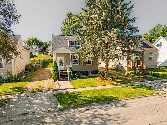 2nd image of 409 4th Ave