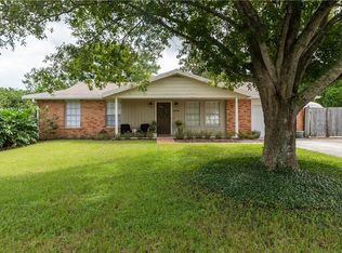 1174 Yarnell Ave, Lake Wales, FL 33853