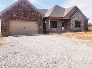 1632 Roark Rd, Franklin, KY 42134