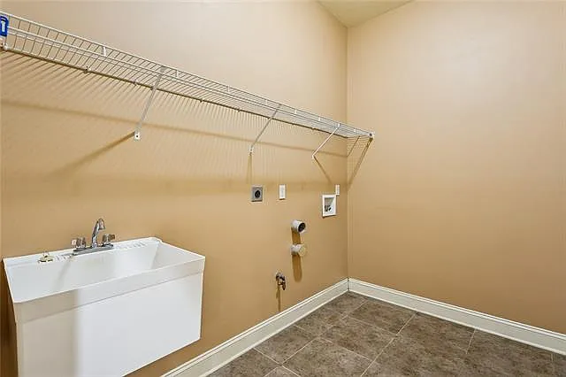 816 Decatur St — Photo 10