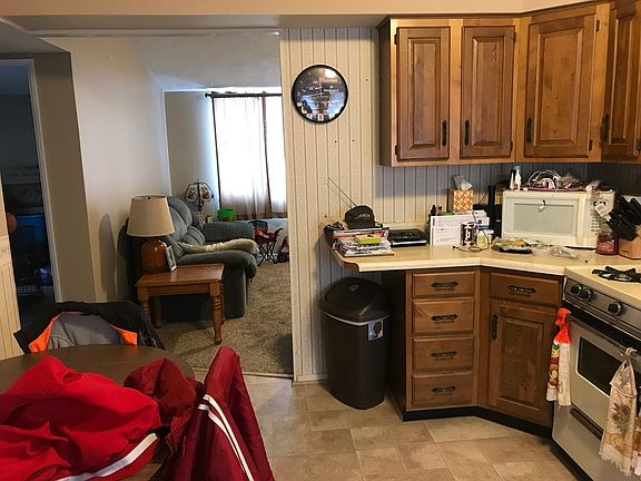 5th image of 424 West Ave