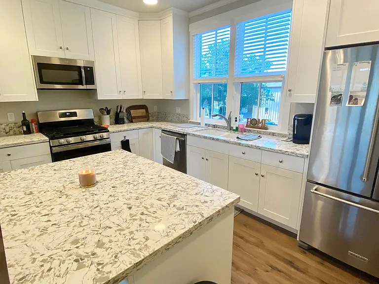 705 S Cloverdale Blvd #2 — Photo 4