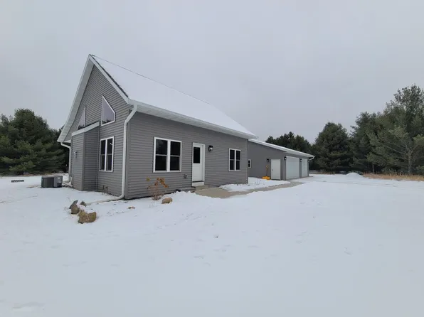 8401 Oneida Farms Rd, Eagle River, WI 54521