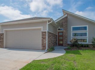 640 NW 179th Cir, Edmond, OK 73012