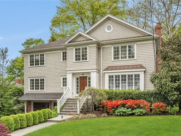 6 Thornwood Place, Scarsdale, NY 10583