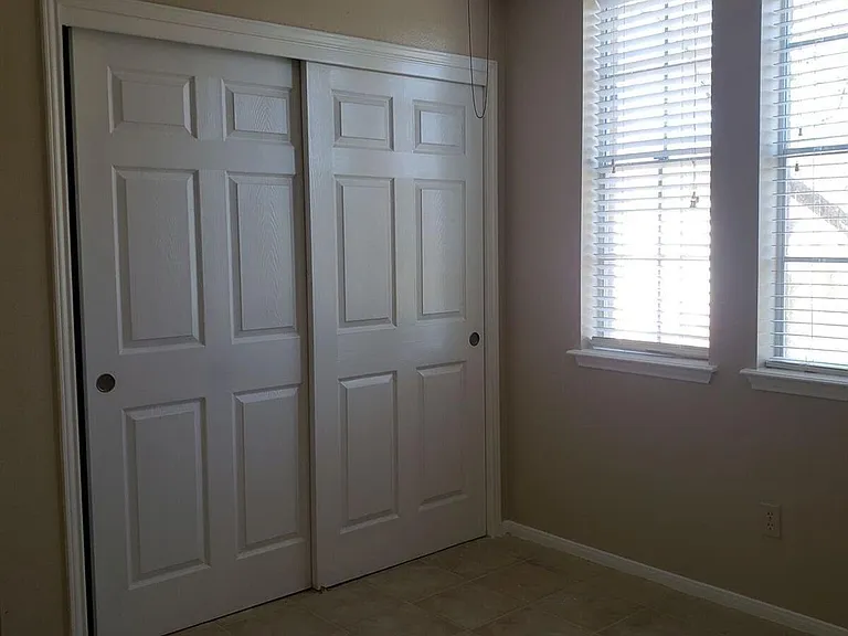 6649 Queensclub Dr — Photo 19