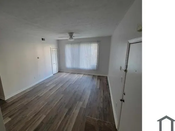 26 Pacific Dr, Hampton, VA 23666