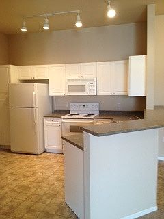 5th image of 1730 Graham Ave APT 318